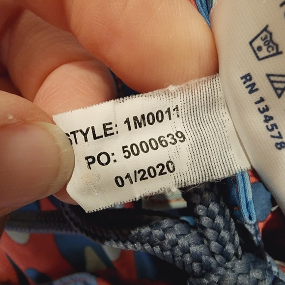 Vinyard Vines Performance Board Shorts Beach Boating Travel Vacation Swimming 33 - Picture 8 of 11